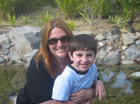 poolside abu dhabi graham and mommy