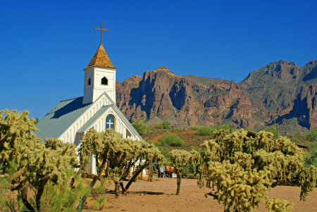 A Tranquil Desert Moment