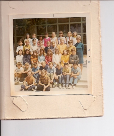 Mrs Smiths 6th grade class 1970