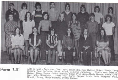 Class 3-01 1973 Grade 11