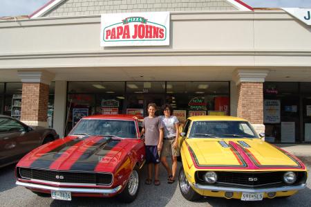 Free Pizza's for muscle car pics!!