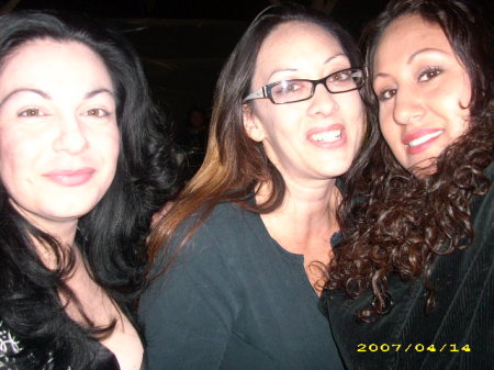 My cuz monica my girl char and me ... a lil buzzed