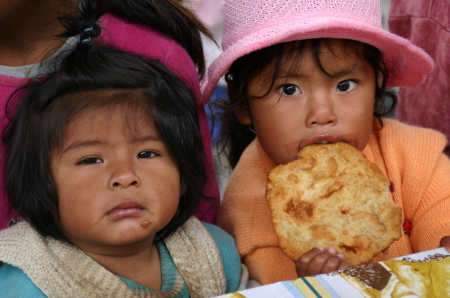 hungry kids in peru