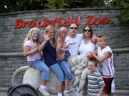 Bro Ryan, old girlfriend, his kids and Jonathon at Brookfield Zoo