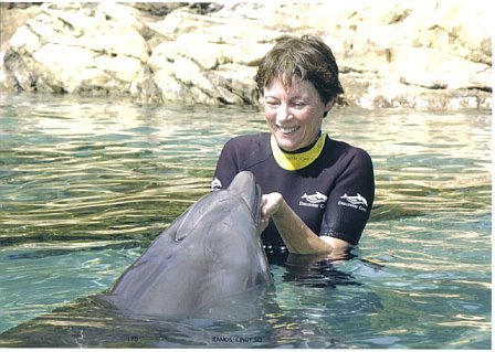 Linda with Kaya at Discovery Cove - 2006