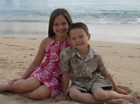 Kourtney & Trenton Hawaii May 07