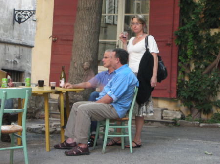 Happy Hour in Arles France