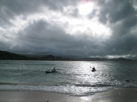 Kayaking up to Mulakaiaeickluu Island