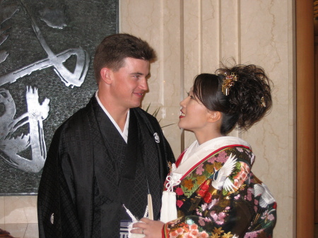 Nate and Akie Japan Wedding Pic