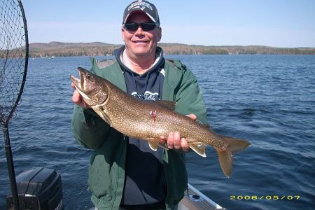 26 inch lake trout