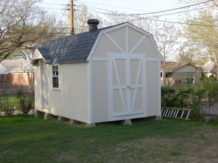 10 x 16 Shed/storage