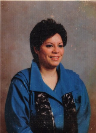 Gloria Perales's Classmates® Profile Photo