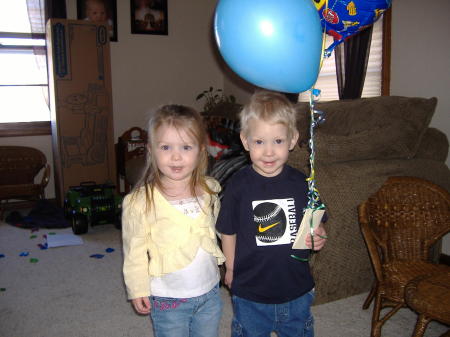 Skylar and his cousin Sami in 2007