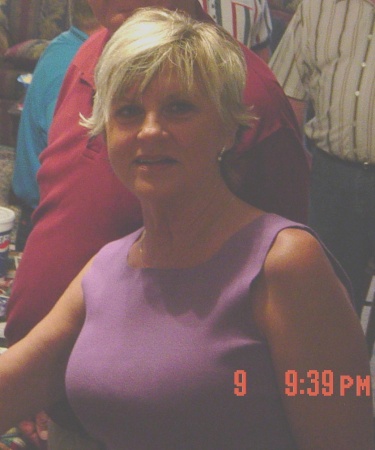Linda Wright's Classmates® Profile Photo