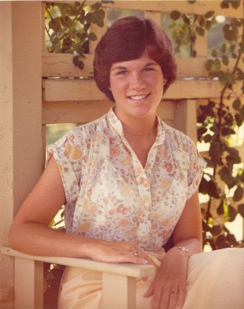 Peri's senior picture 1980