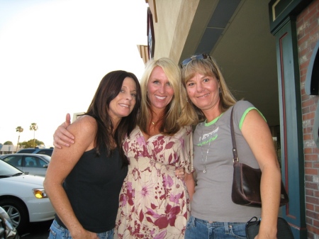 Lesa, Debbie and Myself June 2007