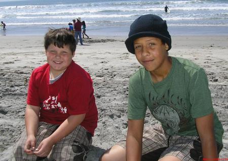Dillon & Nathan at the beach 3/08