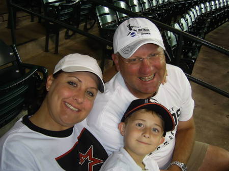 Rodney Amy and Lane at an Astros Game