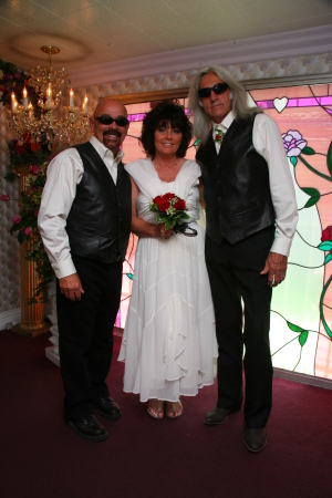 Tammy Clark's album, Wedding/Vegas