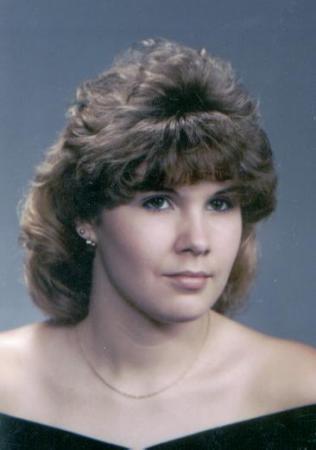 Leslie Elliott's Classmates profile album