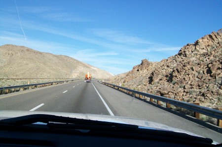 Nice scenery crossing the dessert