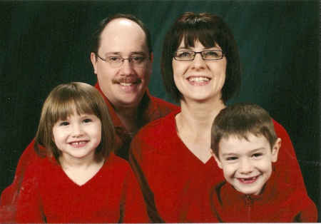 2008 (Archer)Hatfield family photo