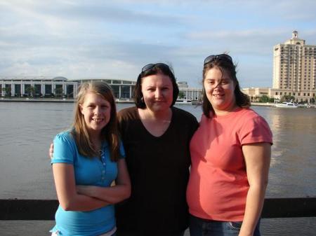 Karen, Me & Mandi in Savannah