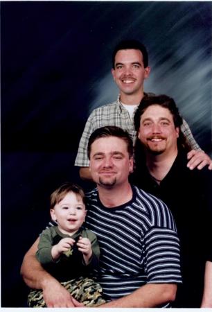 Clinton, Shane, Jason, Bailey 2001