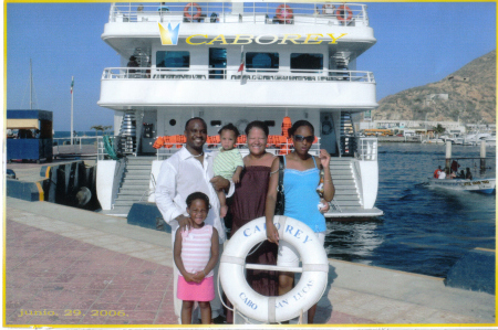 Family photo in Cabo