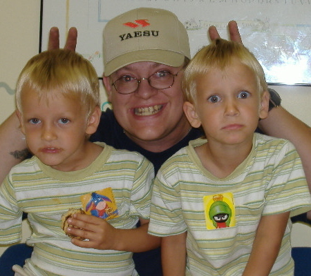 robert jr and nicholas and daddy