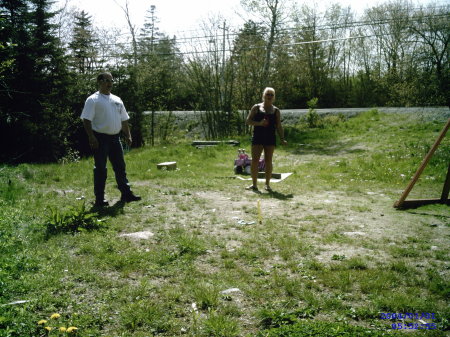 Big horseshoe tourney at Kristas'