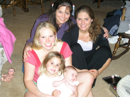 Mom, Shannon, Erin, London (Gerad's little girl), and Natalie(at 2 months)