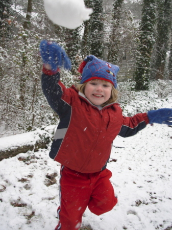 Ronnie throwing his first snowball