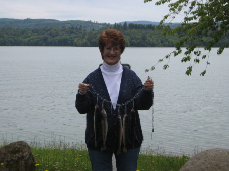 Fishing at Mayfield Lake July 2007