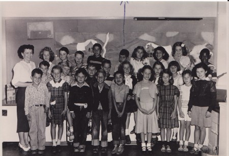 Roosevelt Elementary 3rd Grade Class 1950