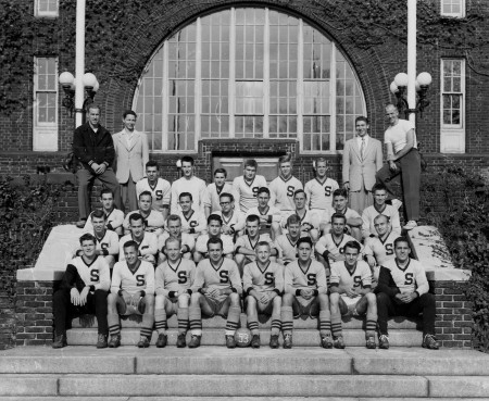 13 - Soccer Team 1953
