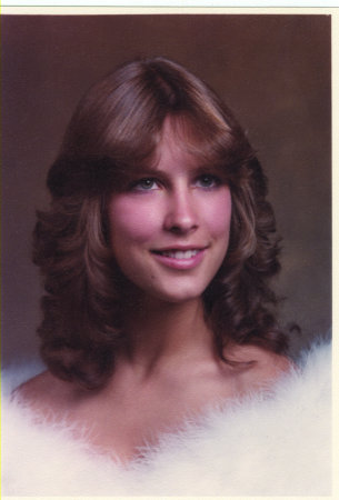 Kelly Yates' Classmates profile album