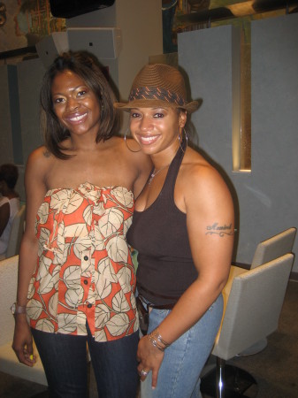 Fe and Reh at Alicia Keys concert June 2008