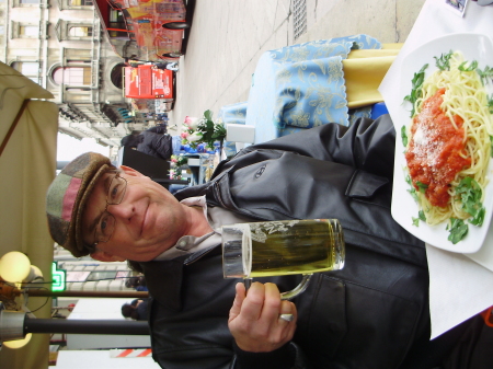 Lunch stop in the square, Milan