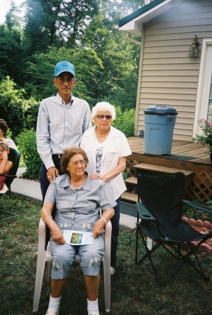 dad and Peg with Great Aunt from Florida