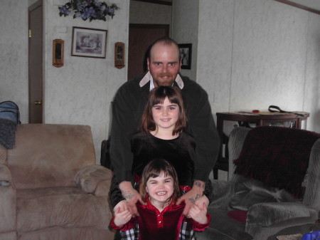 me and my youngest 2 Areiel 6 and Haley 11