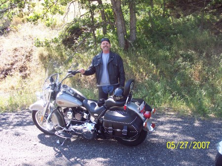 Larry and his bike, gorge ride
