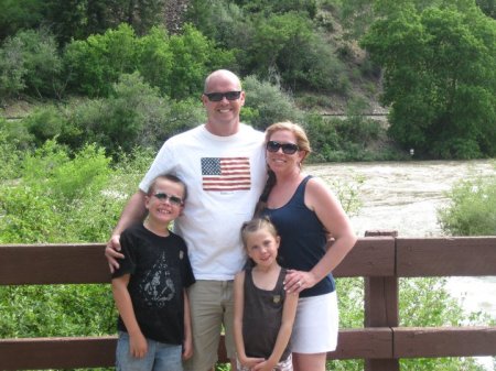 Family at Grizzly Creek, Colorado