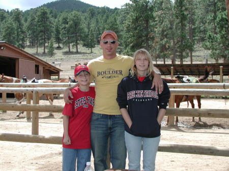 horseback riding w/ kids in estes park, co