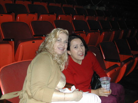 Lynda (left) & Lola at Aerosmith Concert