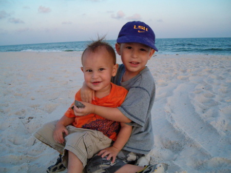 Benjamin & Samuel at the beach