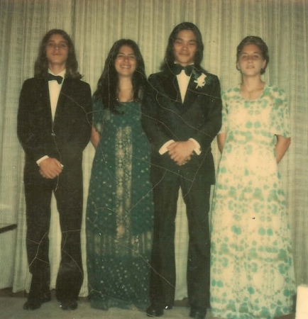 prom '75