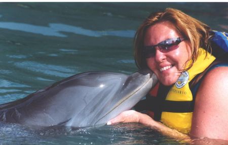 my kiss from a dolphin!