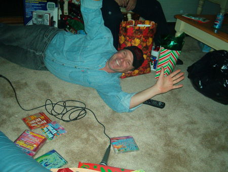 Frank(brother) xmas 2006 caught singing