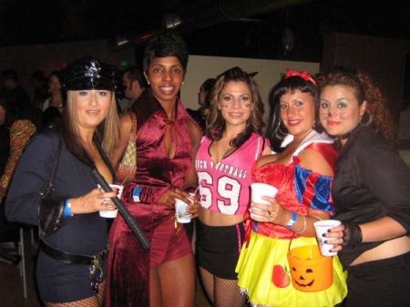 HALLOWEEN PARTY